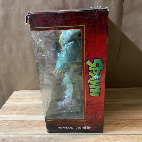 New! McFarlane Toys Spawn Overtkill Figurine Action Figure 9” - Picture 4 of 8
